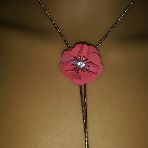 Flower Necklace🌺 - Picture 1 of 2